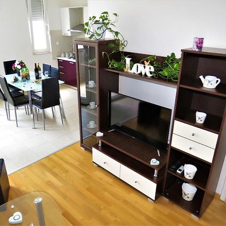 Apartment West Makarska Dış mekan fotoğraf