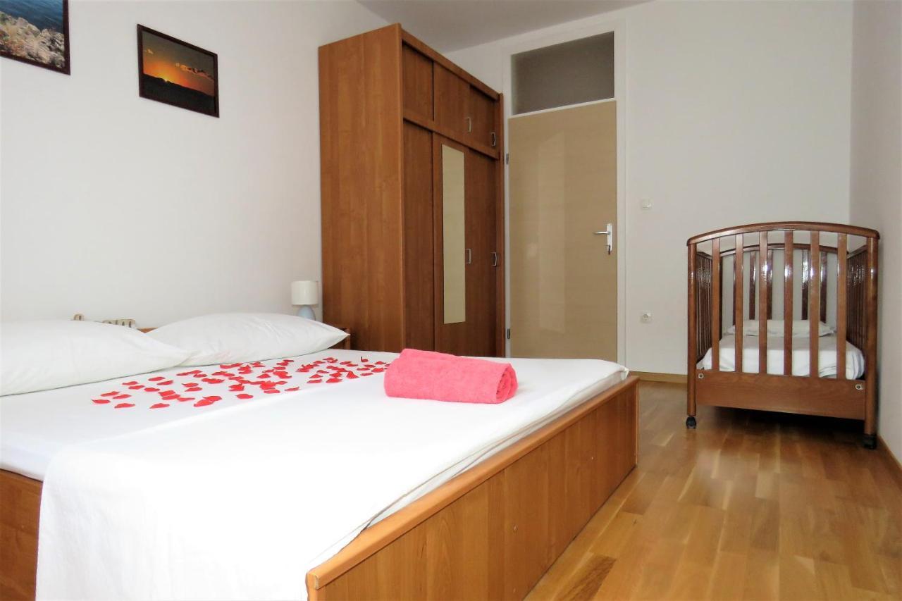 Apartment West Makarska Dış mekan fotoğraf