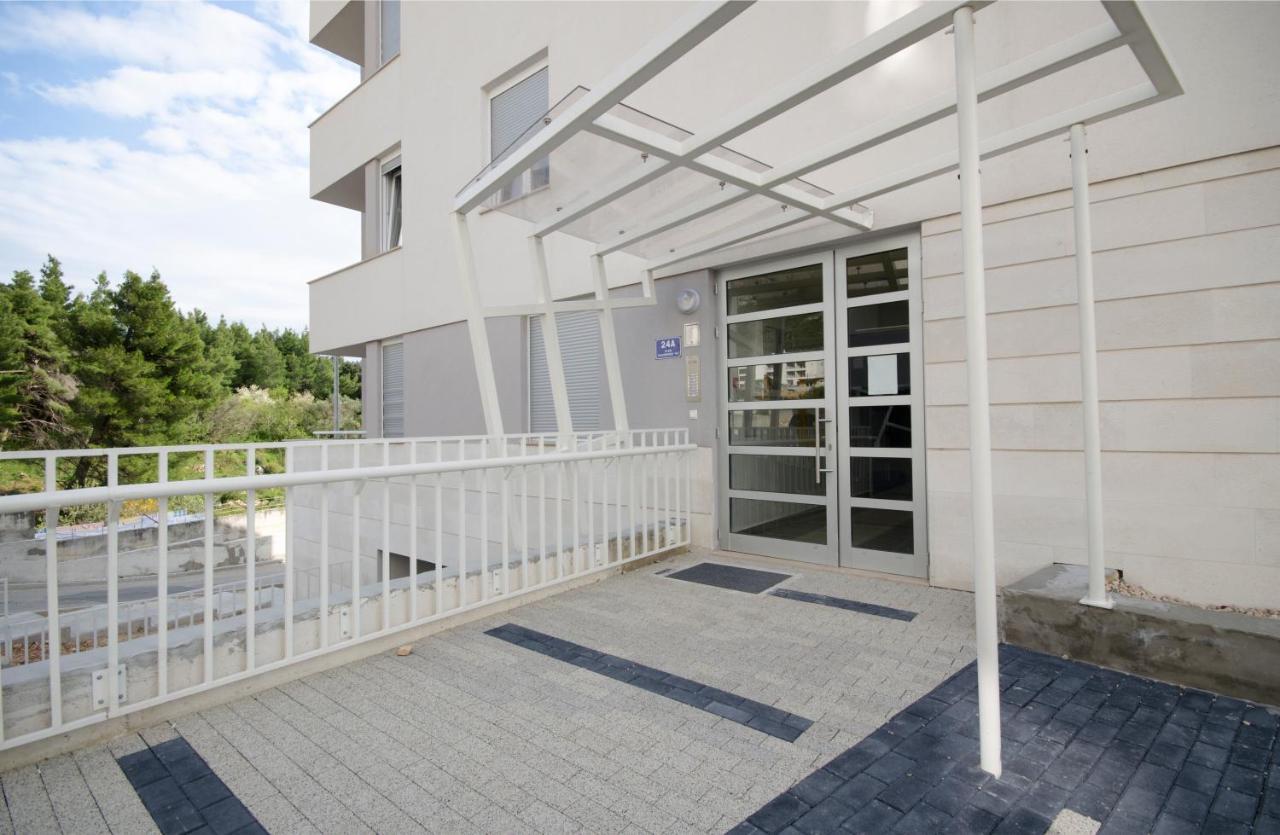 Apartment West Makarska Dış mekan fotoğraf
