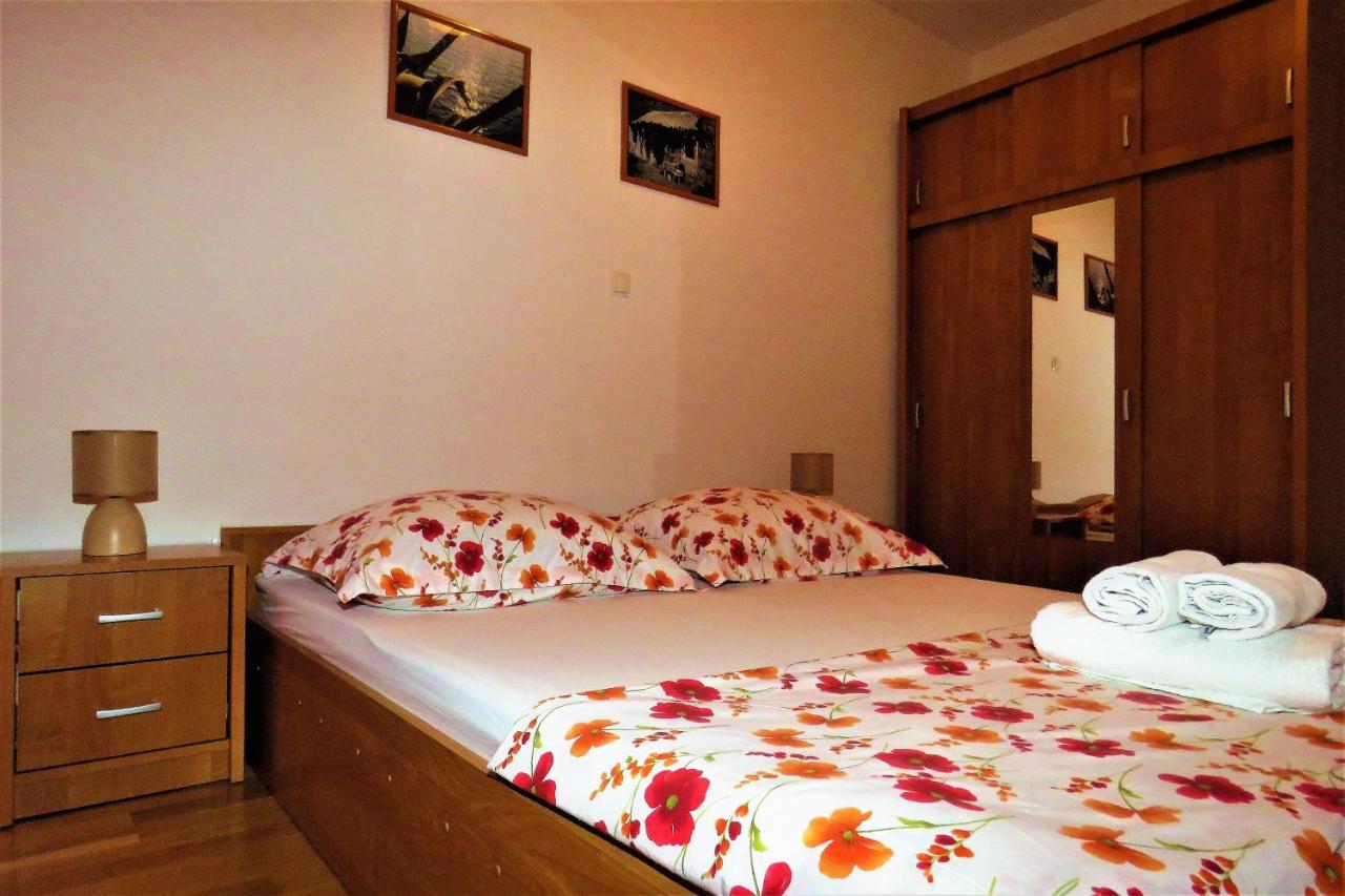 Apartment West Makarska Dış mekan fotoğraf