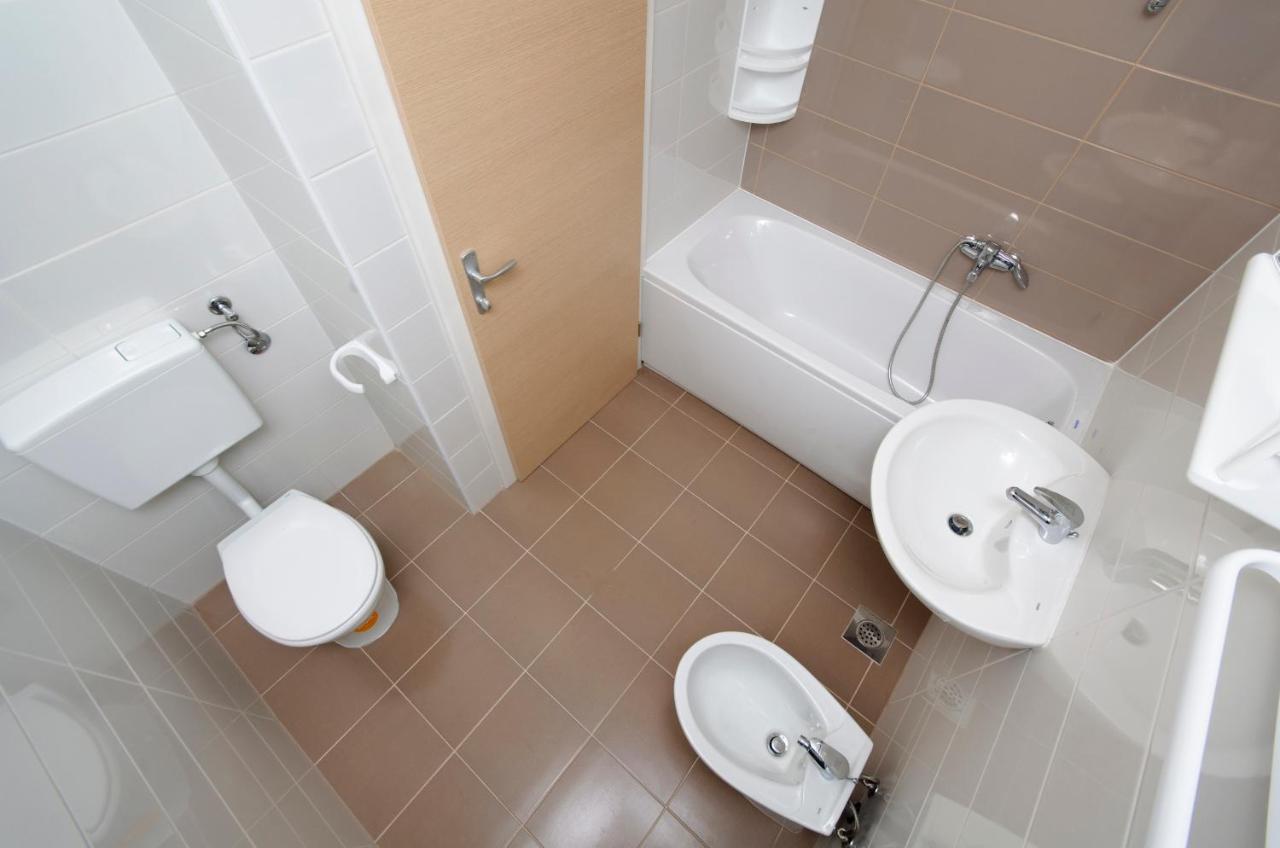 Apartment West Makarska Dış mekan fotoğraf