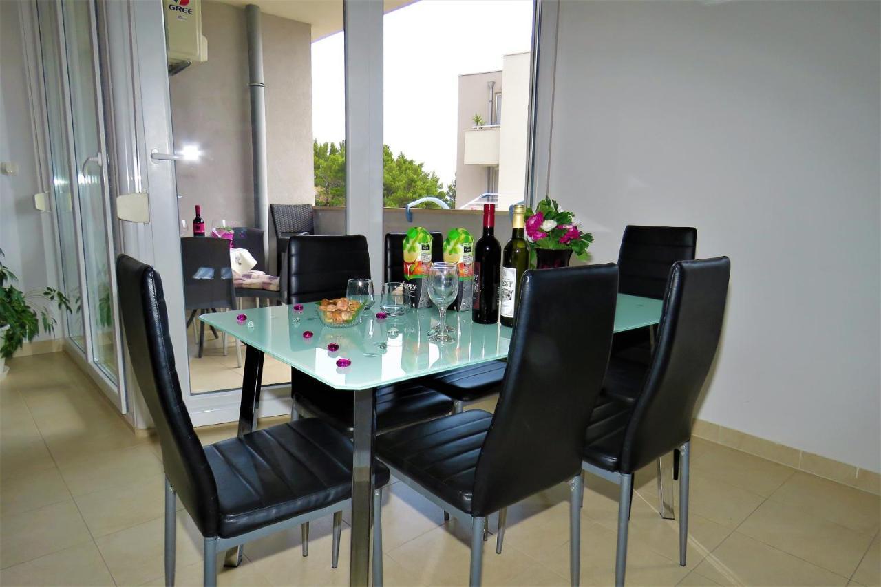 Apartment West Makarska Dış mekan fotoğraf